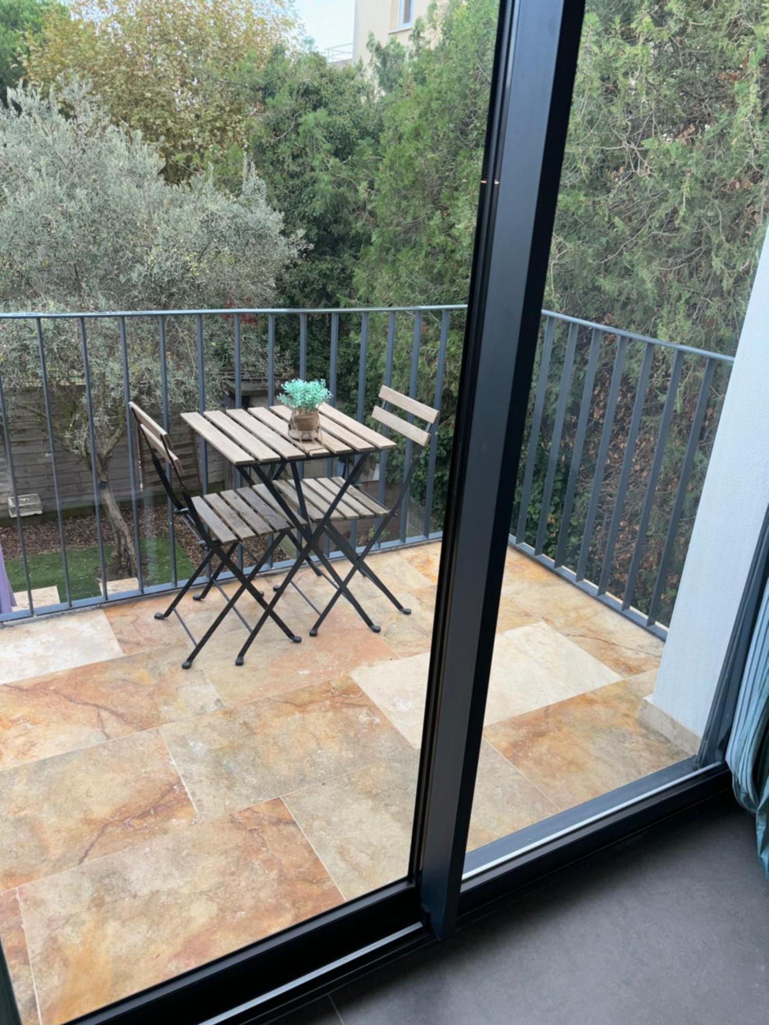 Les Oliviers Apartment Арл Екстериор снимка