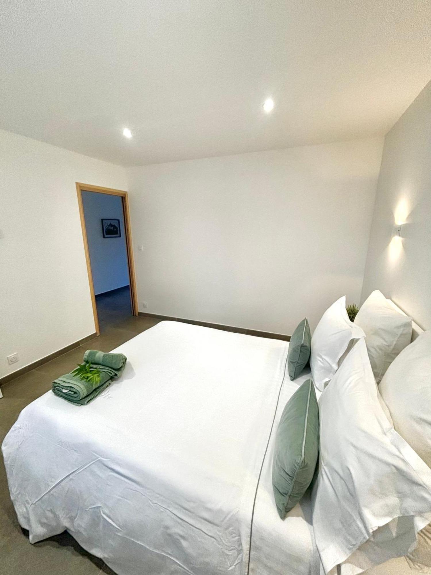 Les Oliviers Apartment Арл Екстериор снимка